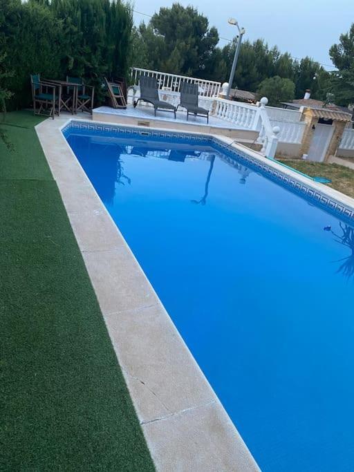 Encantador Y Acogedor Alojamiento Con Piscina Monserrat Dış mekan fotoğraf